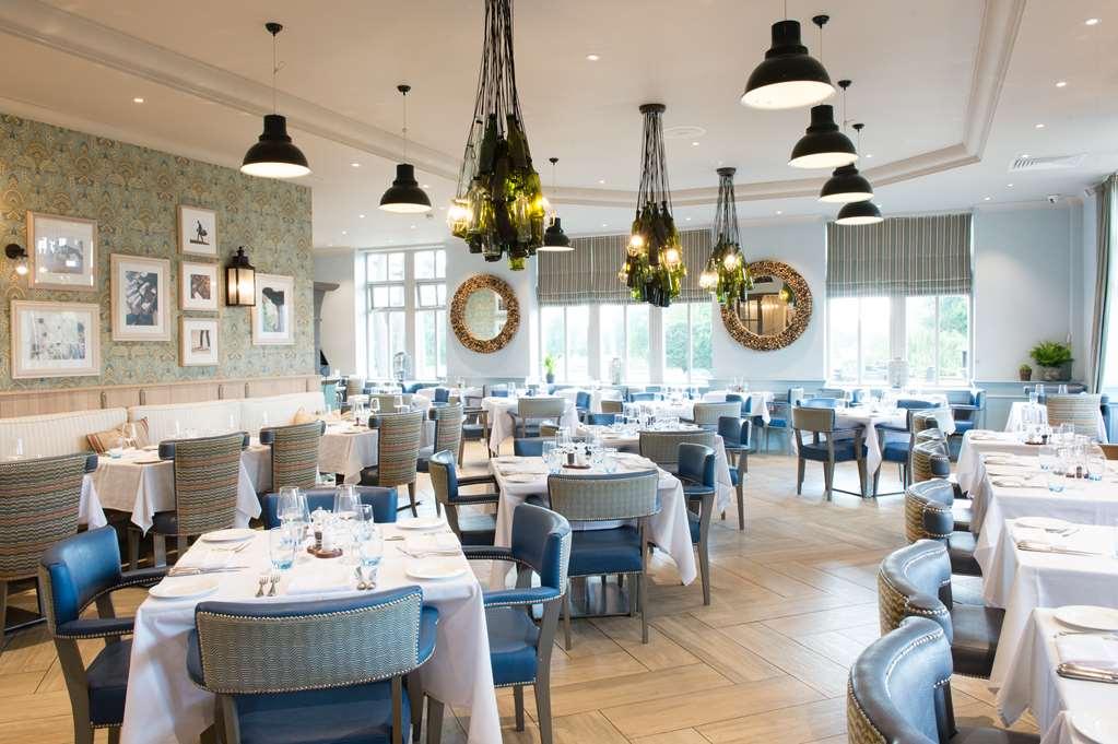 The Belfry Hotel & Resort Sutton Coldfield Restaurant foto